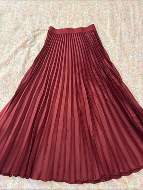 H&M- Wine Midi Pleated Skirt